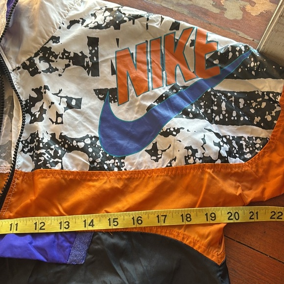Vintage Nike Windbreaker - Picture 6 of 7